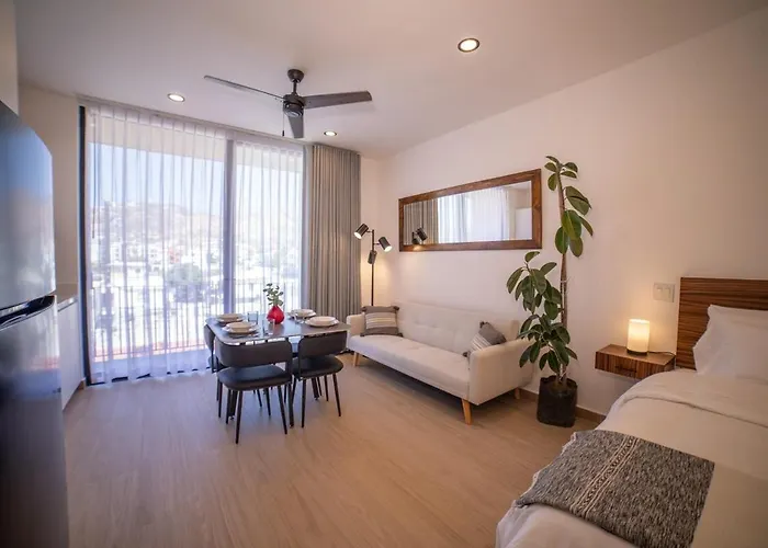 Modern 3 Blocks Away From The Marina King Bed And Pool Apartamento Cabo San Lucas